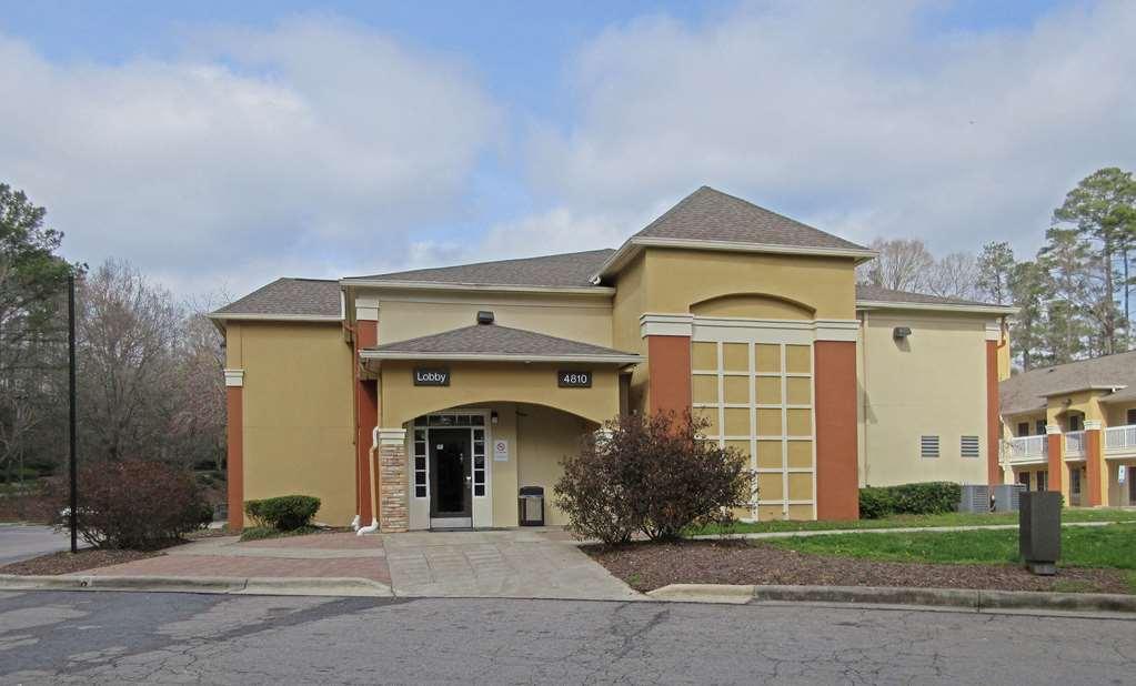 Suburban Studios Raleigh - Crabtree Valley Bagian luar foto