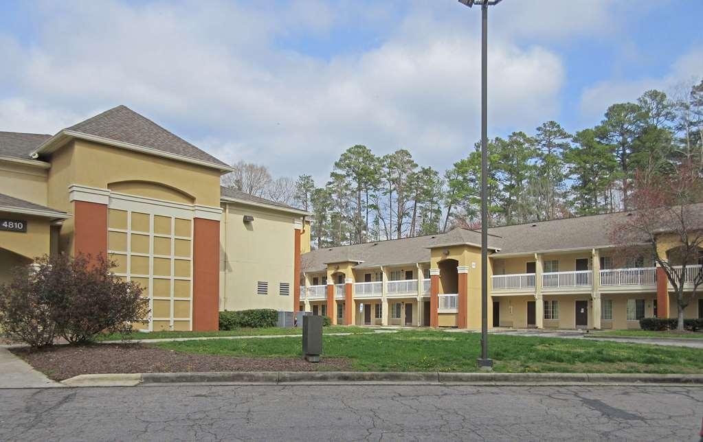 Suburban Studios Raleigh - Crabtree Valley Bagian luar foto